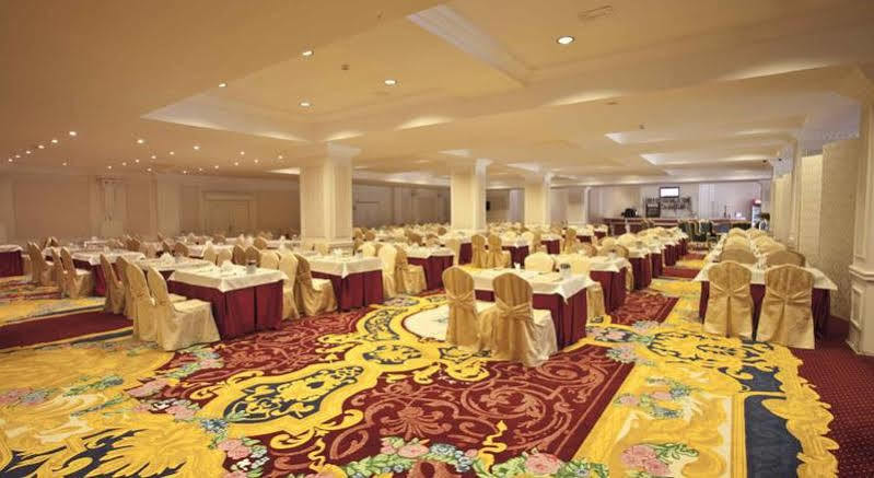 皇家国会酒店 基輔 外观 照片